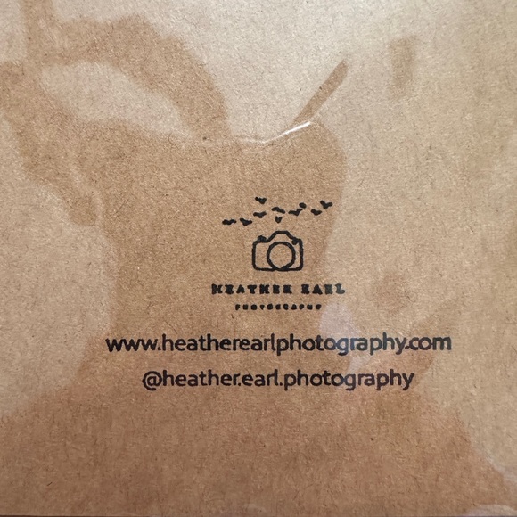 Set of 6 - Handcrafted Photo Greeting Card - Male Northern Cardinal - Picture 2 of 3